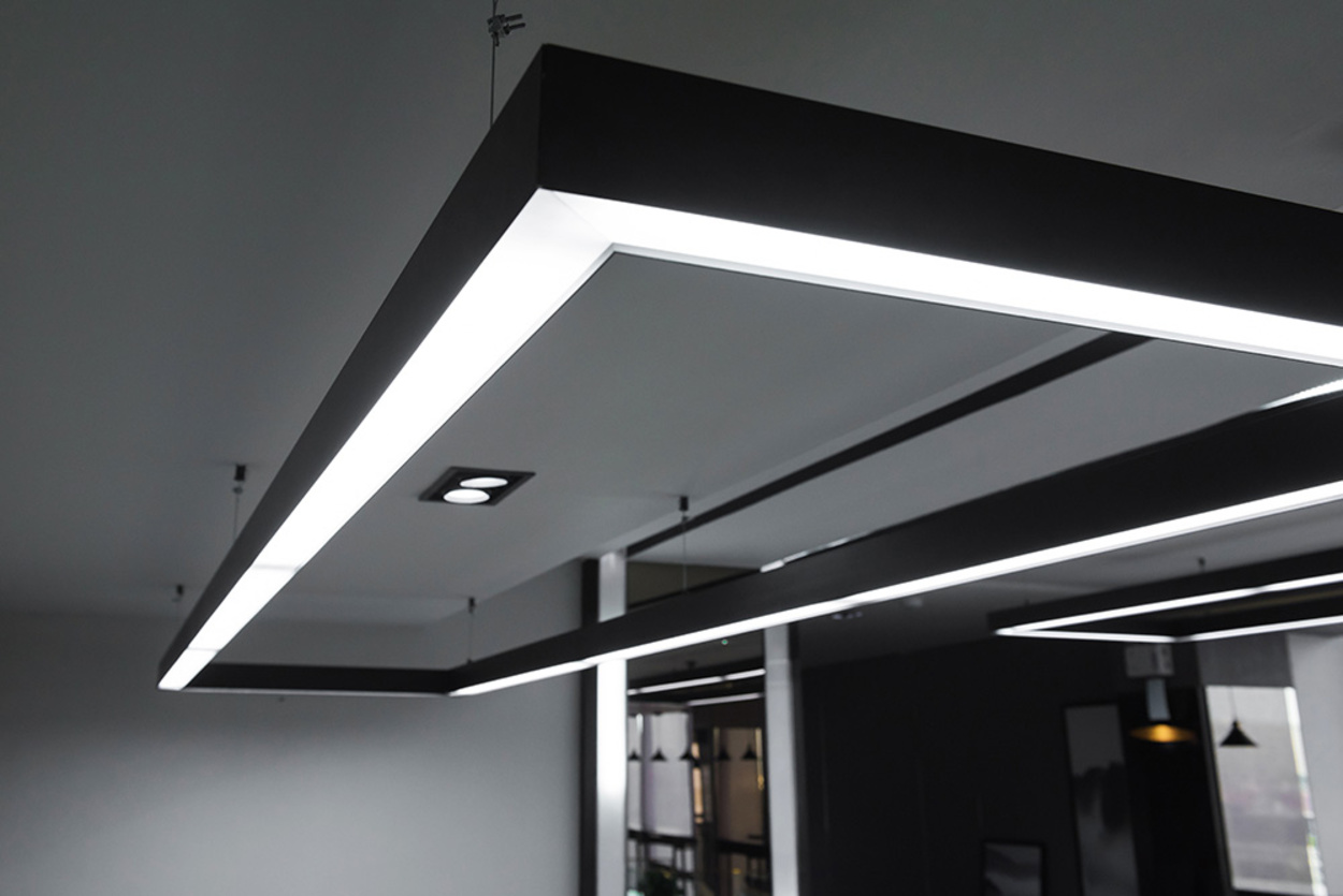 LED-Beleuchtung bei KM-Elektrotechnik Gmbh & Co.KG in Röthlein