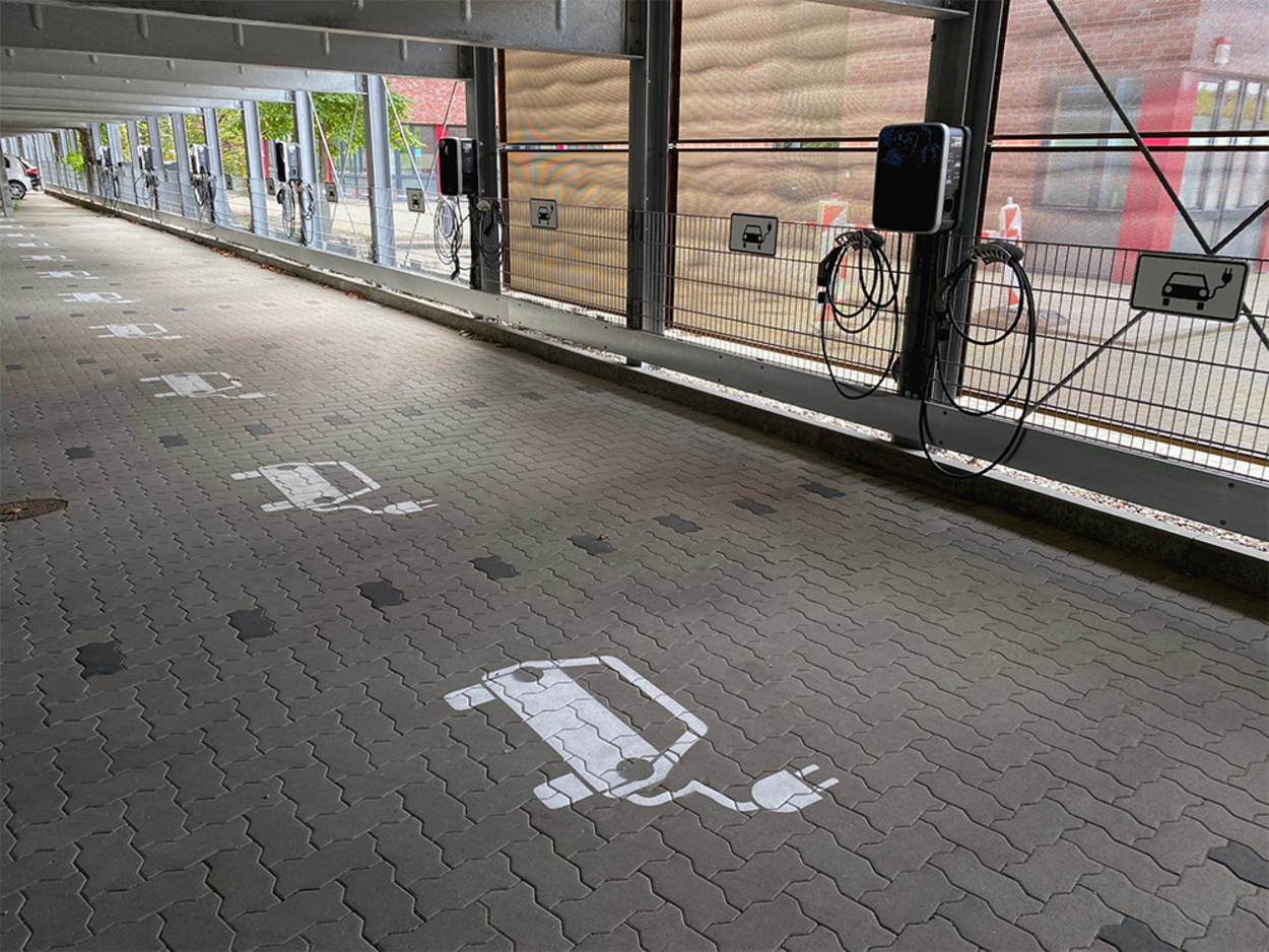 Last­management bei KM-Elektrotechnik Gmbh & Co.KG in Röthlein