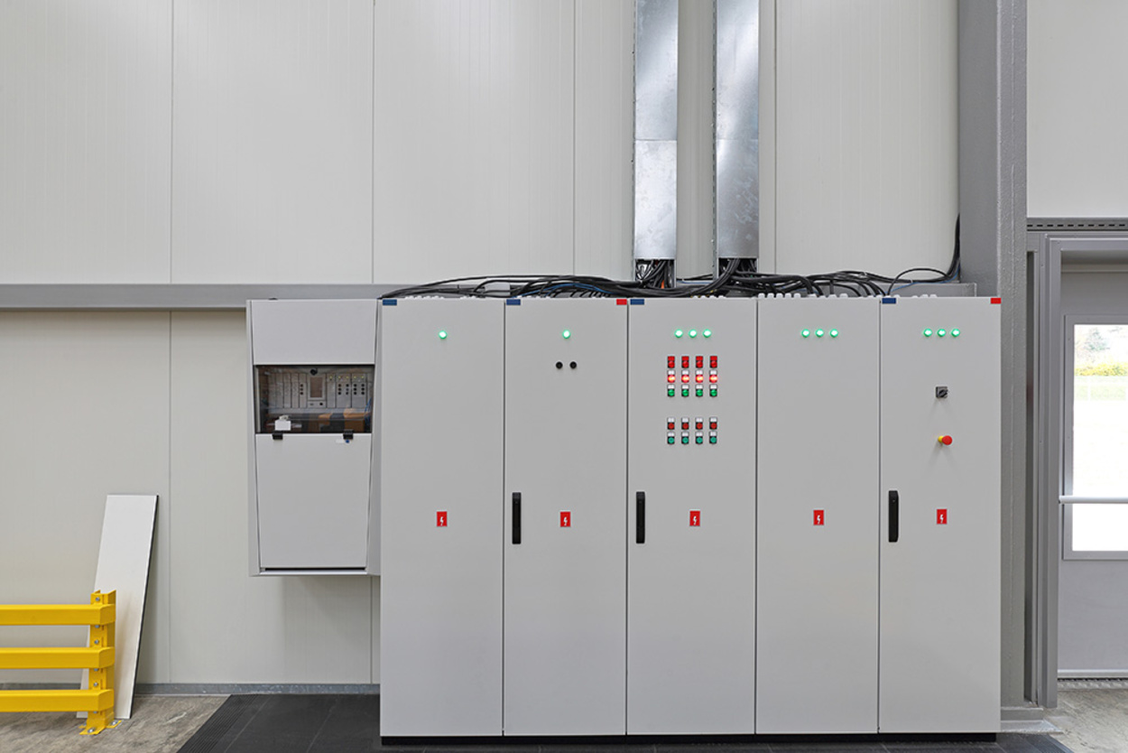 Mess- & Wandler­anlagen bei KM-Elektrotechnik Gmbh & Co.KG in Röthlein
